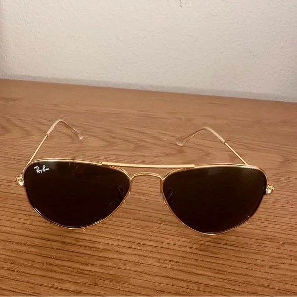 Aviator Kids Sunglasses - Ray-BanNWOT